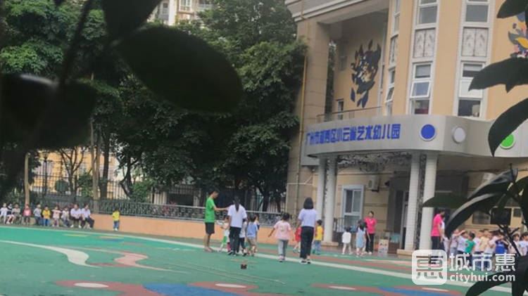 小云雀藝術(shù)幼兒園